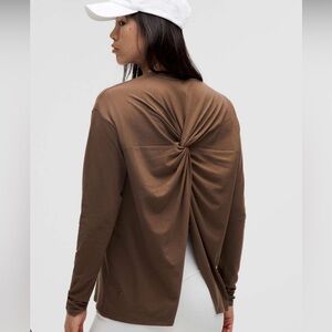Lululemon Womens Twist Back Relaxed-Fit Long Sleeve Pima Cotton Top Size XL